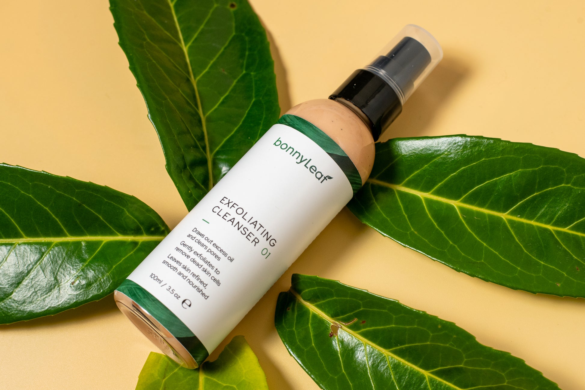 EXFOLIATING CLEANSER 01