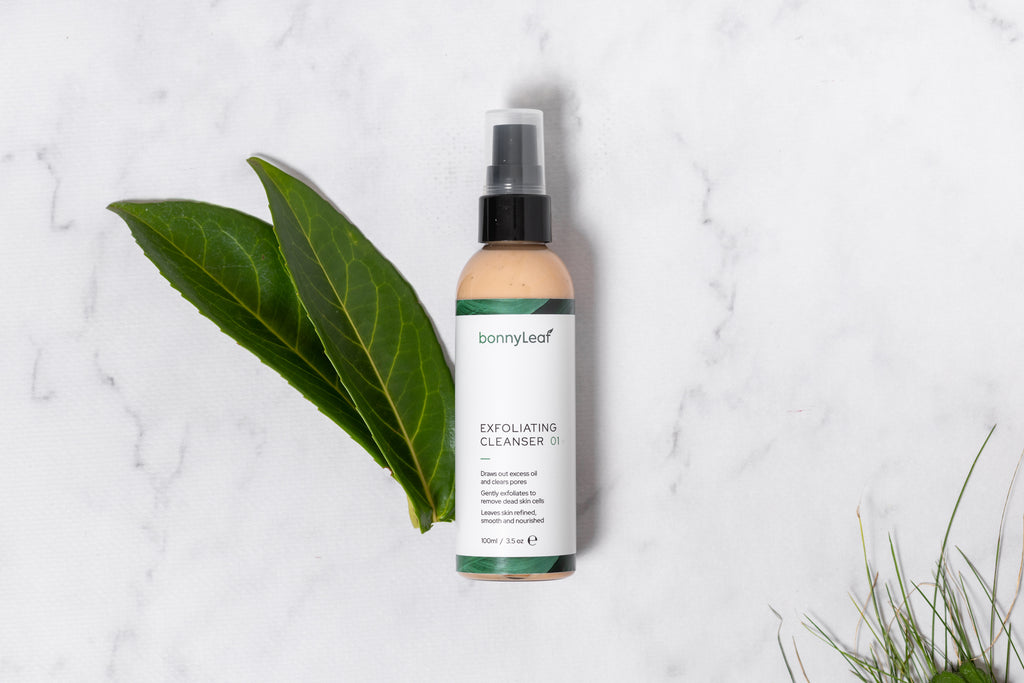 EXFOLIATING CLEANSER 01