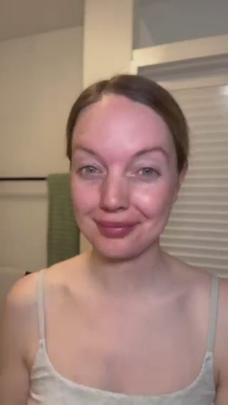 MOISTURISER 02